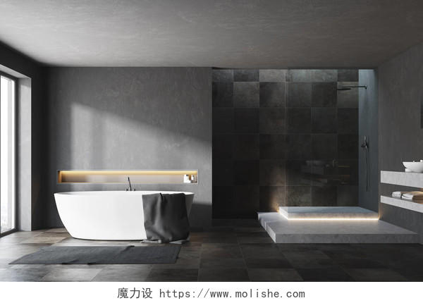 黑色和瓷砖浴室内饰与黑色瓷砖地板的浴缸和淋浴